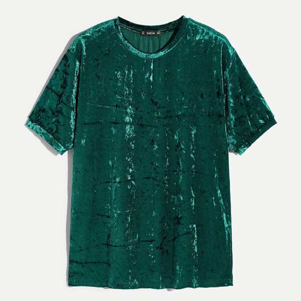 

Men Solid Velvet Top