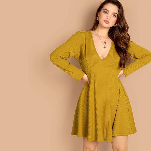 

Plus Plunge Neck Rib-knit Flared Dress