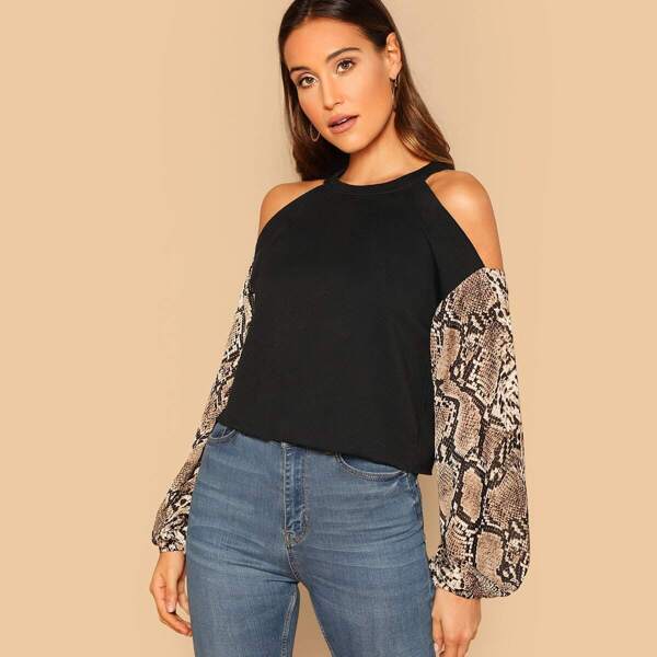

Cold Shoulder Snakeskin Blouson Sleeve Sweatshirt, Multicolor