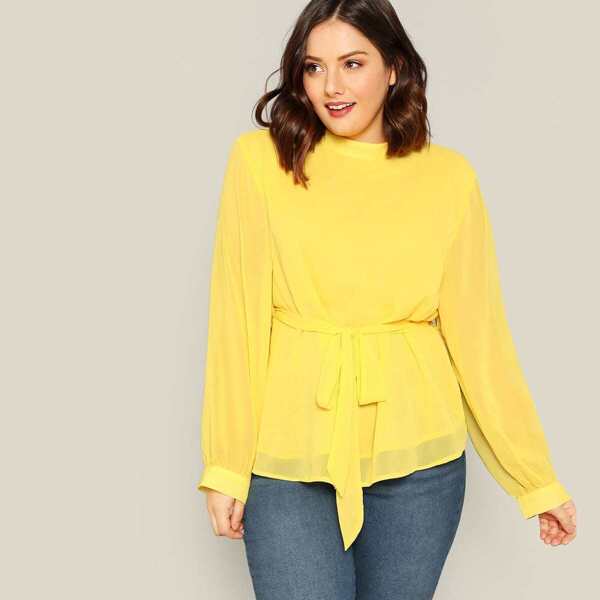 

Plus Keyhole Back Belted Solid Top