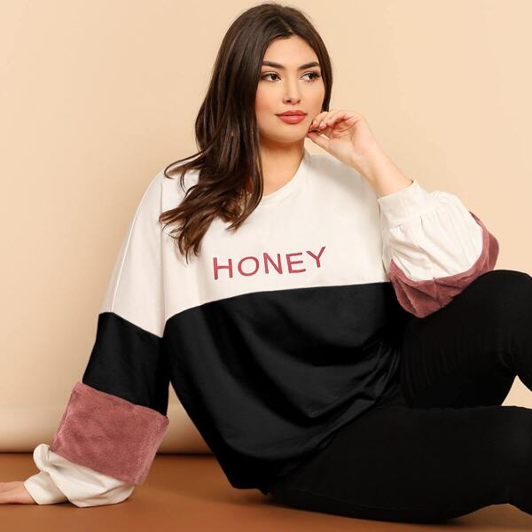

Plus Colorblock Letter Print Faux Fur Cuff Pullover