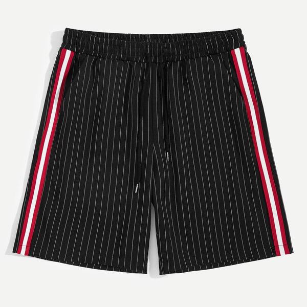 

Men Striped Tape Sideseam Drawstring Waist Shorts