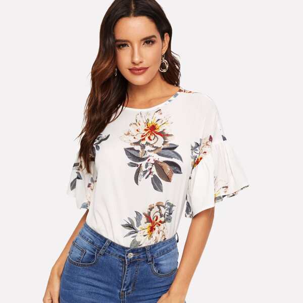 

Keyhole Back Flounce Sleeve Floral Top