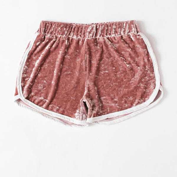 

Plus Contrast Trim Crushed Velvet Shorts