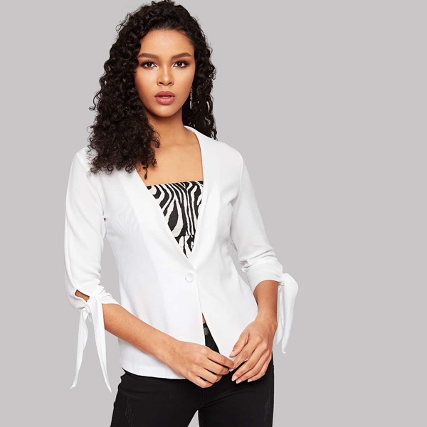

Knotted Sleeve Solid Blazer