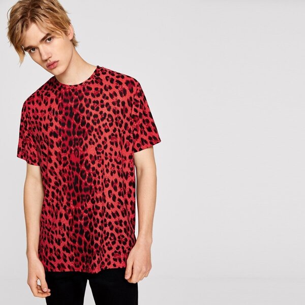 

Men Leopard Print Tee