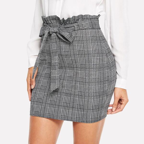 

Paperbag Waist Houndstooth Fitted Skirt