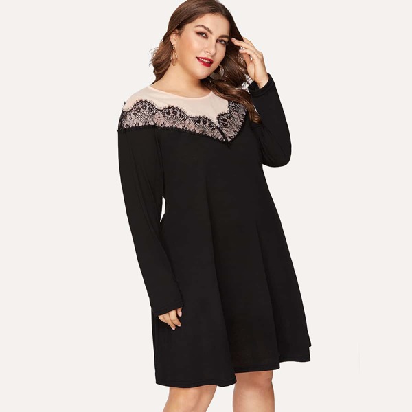 

Plus Contrast Lace Dress