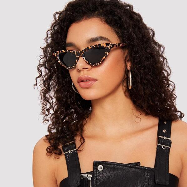 

Tortoiseshell Frame Cat Eye Sunglasses