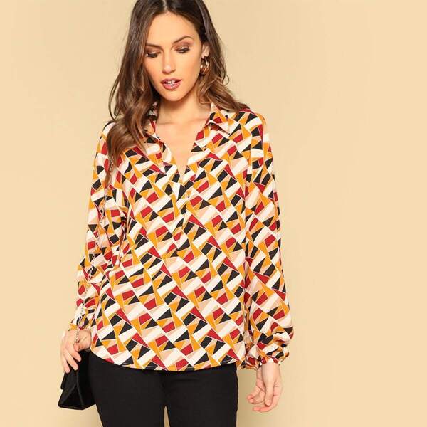 

Lantern Sleeve Geo Print Blouse