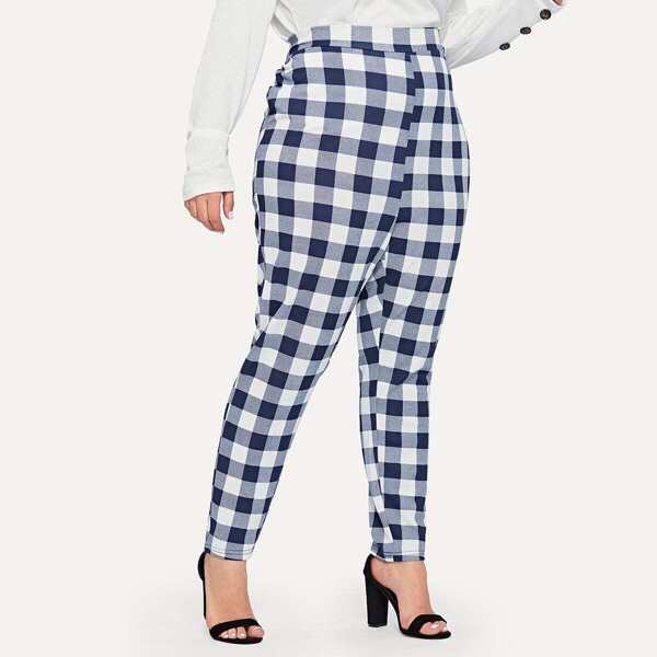 

Plus Gingham Cigarette Pants