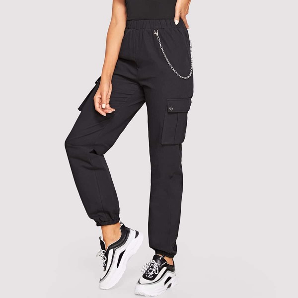 

Pocket Side Cargo Pants With Chain, Black