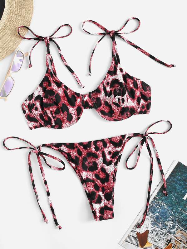 

Бикини с завязками по бокам и леопардовым принтом, null