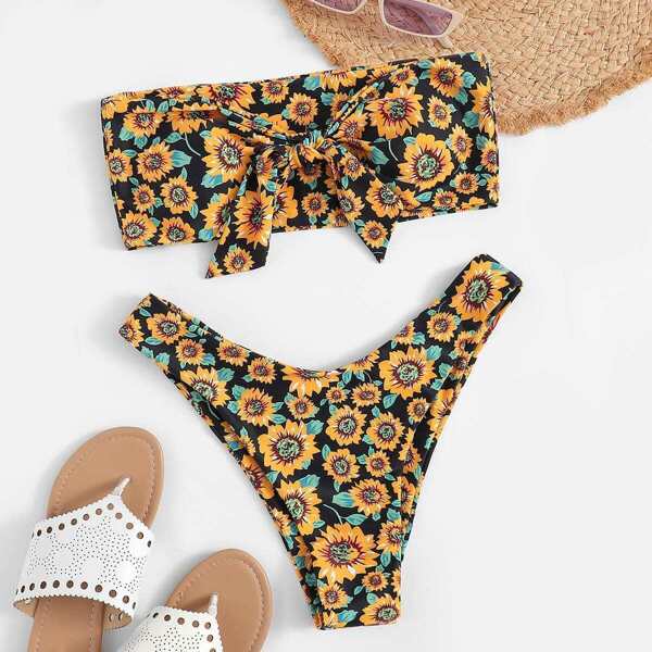 

Random Floral Bandeau With High Cut Bikini