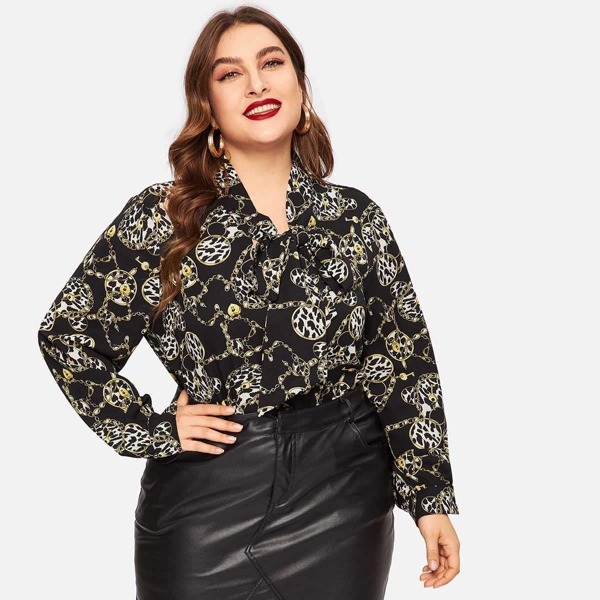 

Plus Tie Neck Chain Print Top