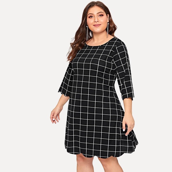 

Plus Scalloped Trim Swing Grid Dress