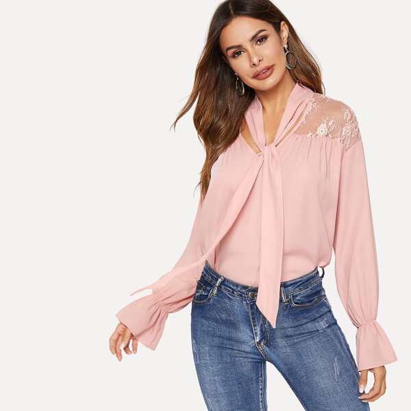 

Tie Neck Floral Lace Insert Flowy Top
