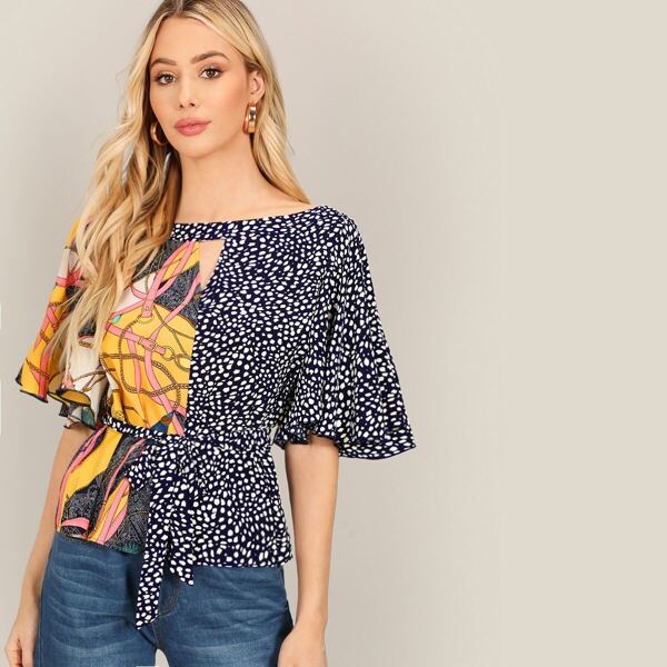 

Chain Spliced Keyhole Belted Top