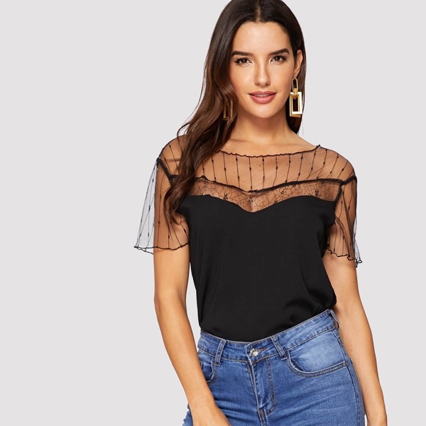 

Mesh Yoke Sweetheart Top