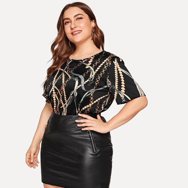 

Plus Chain Print Blouse