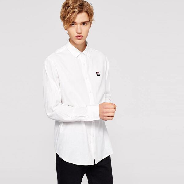 

Men Number Patched Curved Hem Shirt