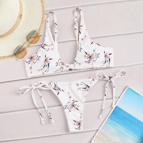 

Random Floral Twist Top With Tie Side Bikini