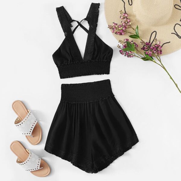 

Solid Criss Cross Crop Top With Fringe Trim Shorts