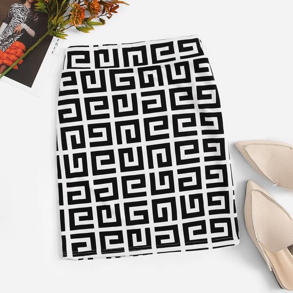 

Greek Fret Print Skirt