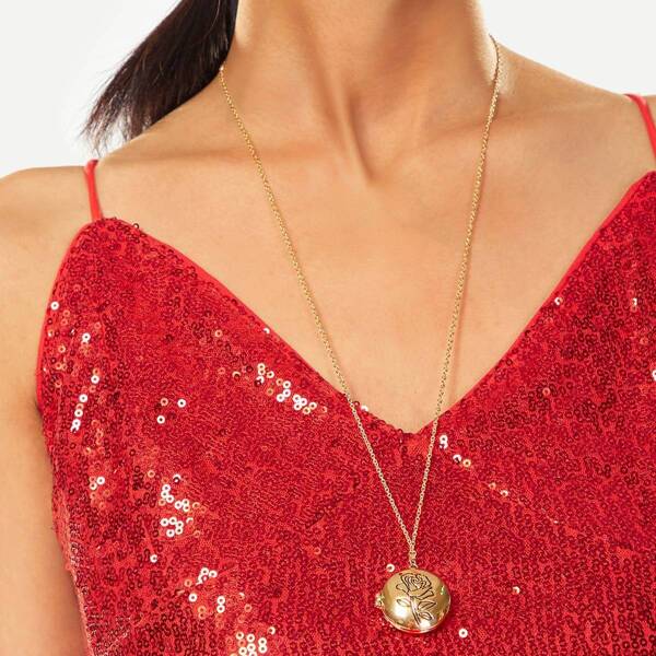 

Flower Engraved Opened Pendant Necklace 1pc
