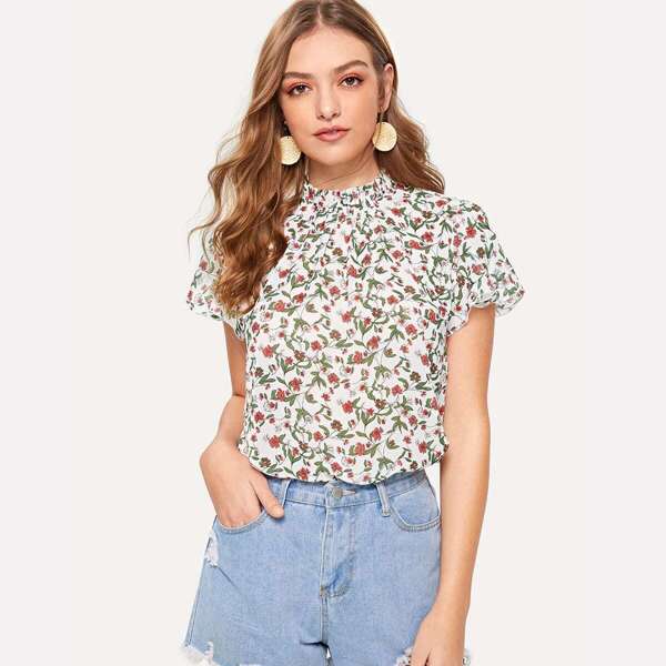 

Ditsy Floral Frill Neck Flutter Sleeve Top, Multicolor