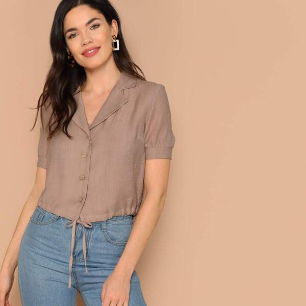 

Notch Collar Drawstring Hem Buttoned Blouse