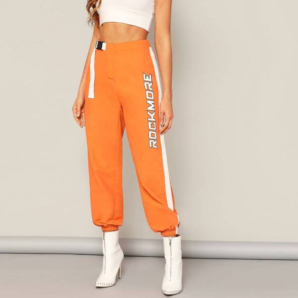 

Push Buckle Letter Print Tapered Pants, Orange