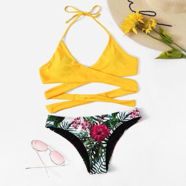 

Wrap Halter Top With Random Tropical Bikini, Multicolor