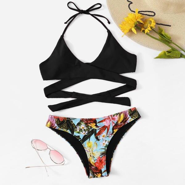 

Wrap Halter Top With Random Tropical Bikini