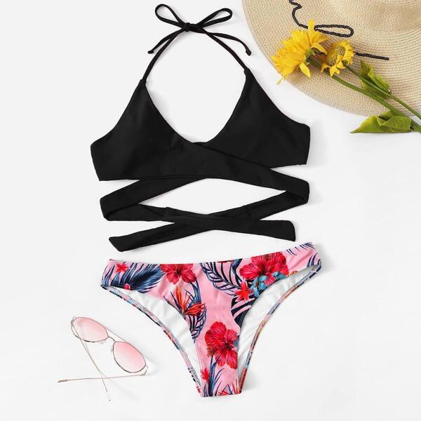 

Wrap Halter Top With Random Tropical Bikini, Multicolor