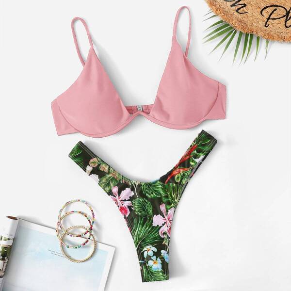 

Underwire Top With Random Tropical High Cut Bikini