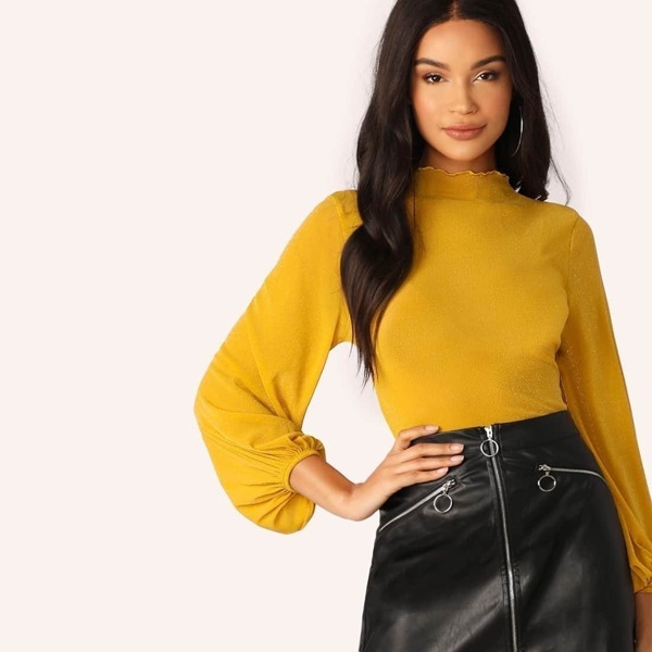 

Lantern Sleeve Lettuce Trim Sheer Glitter Top