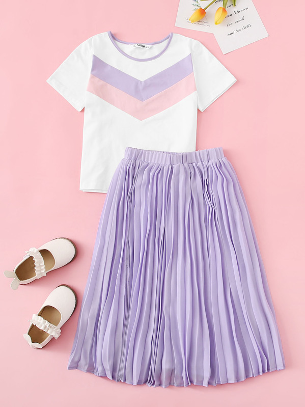

Girls Chevron Tee & Elastic Waist Pleated Skirt Set, Multicolor