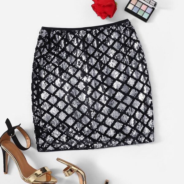 

Zip Back Argyle Sequin Skirt