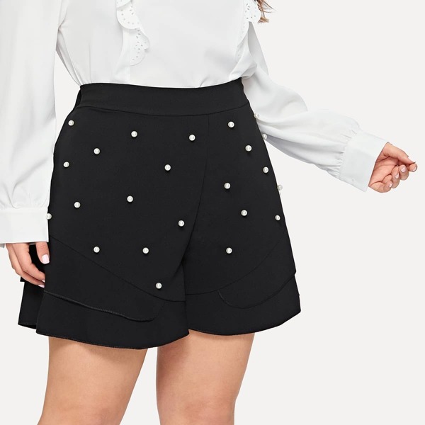 

Plus Beaded Decoration Shorts