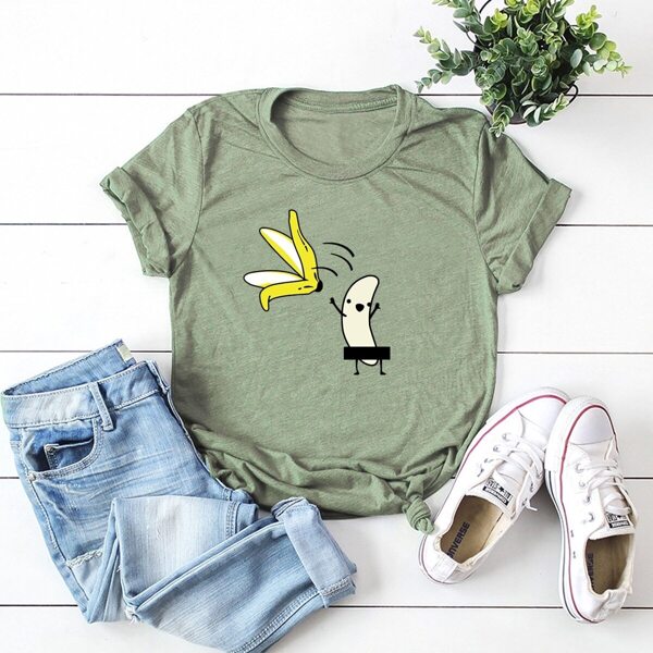 

Plus Cartoon Banana Print Tee