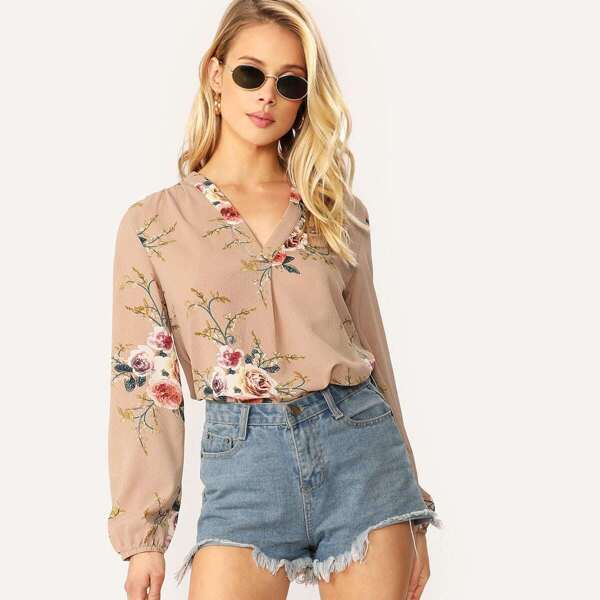 

Floral V Neck Top