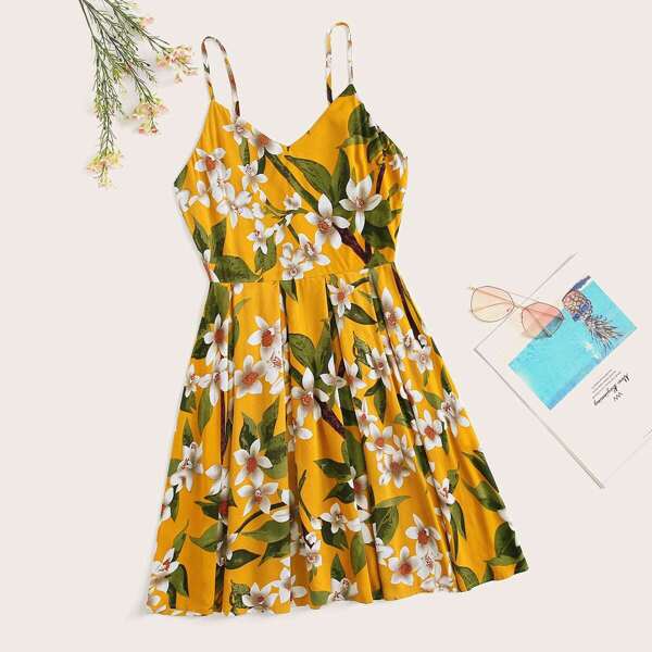 

Botanical Print Zip Back Pleated Cami Dress
