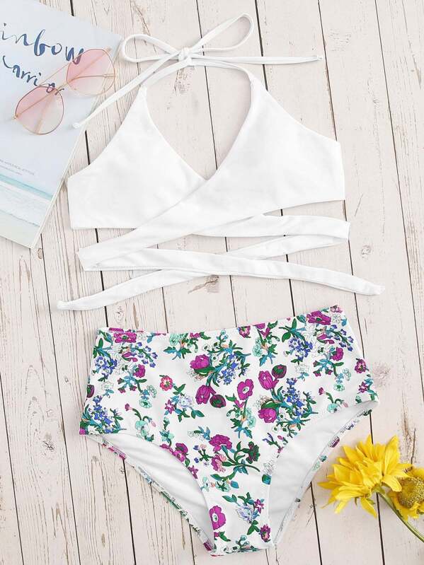 

Бикини халтер и трусики с цветочным принтом, null