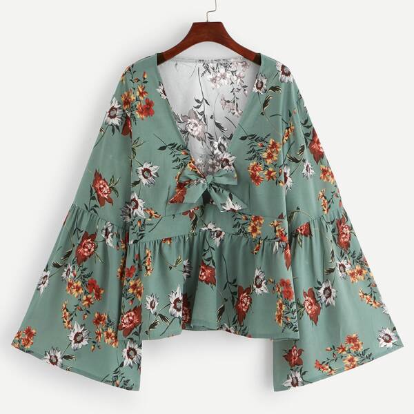 

Plus Ruffle Hem Floral Print Knot Blouse, Multicolor