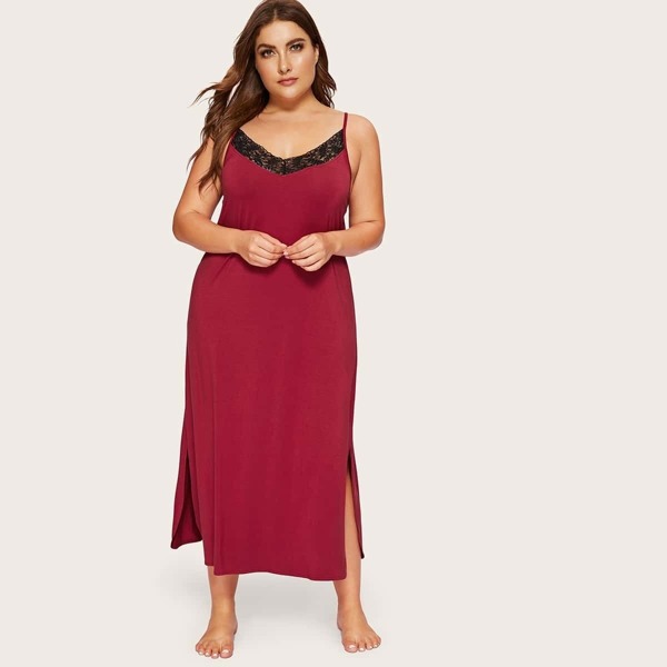 

Plus Contrast Lace Split Side Night Dress