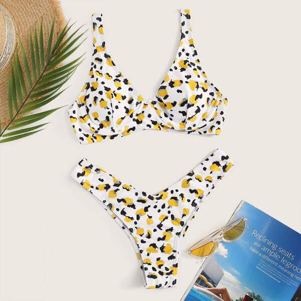 

Plunge Underwire Top With High Cut Bikini