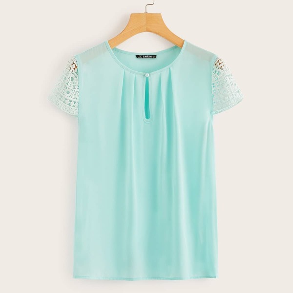 

Keyhole Neck Guipure Lace Sleeve Blouse