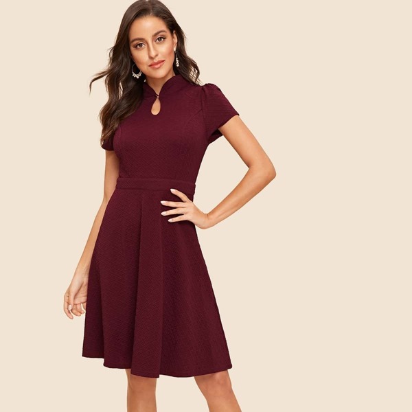 

70s Mandarin Collar Keyhole Texture Flare Dress