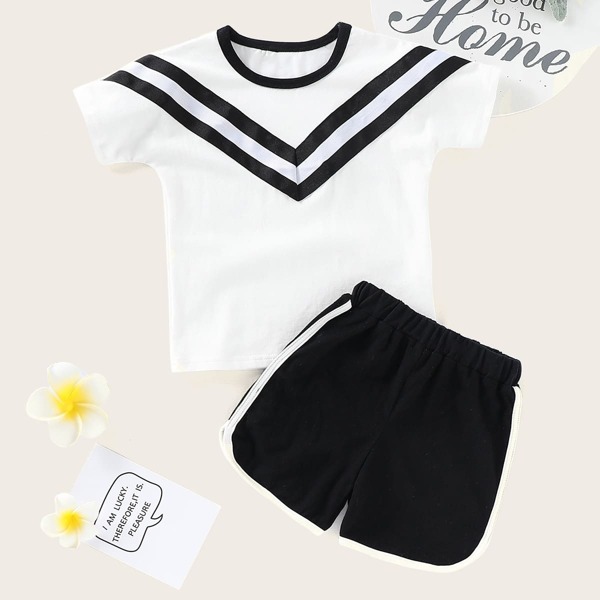 

Toddler Girls Striped Tape Tee With Contrast Binding Shorts